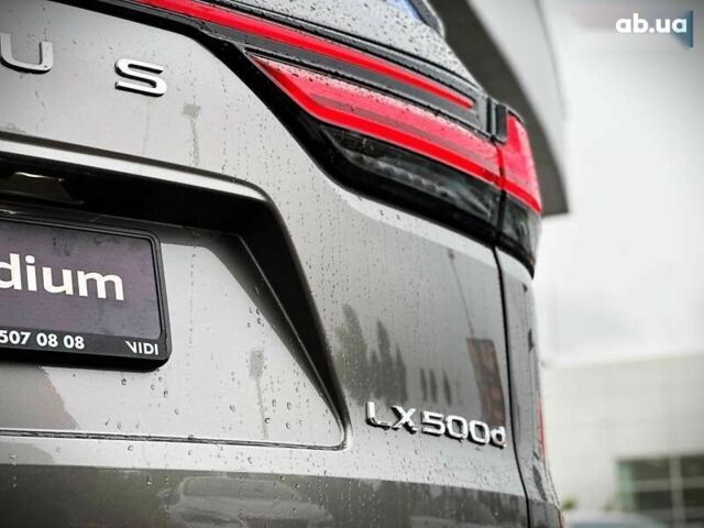 Лексус ЛХ, объемом двигателя 3.4 л и пробегом 30 тыс. км за 121000 $, фото 14 на Automoto.ua