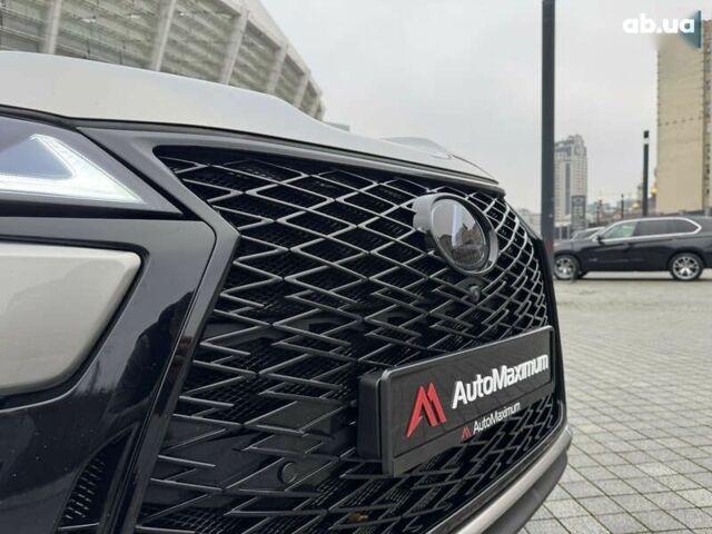 Лексус ЛХ, объемом двигателя 3.4 л и пробегом 47 тыс. км за 111111 $, фото 9 на Automoto.ua