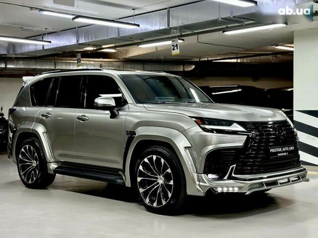 Лексус ЛХ, объемом двигателя 3.5 л и пробегом 95 тыс. км за 128000 $, фото 9 на Automoto.ua