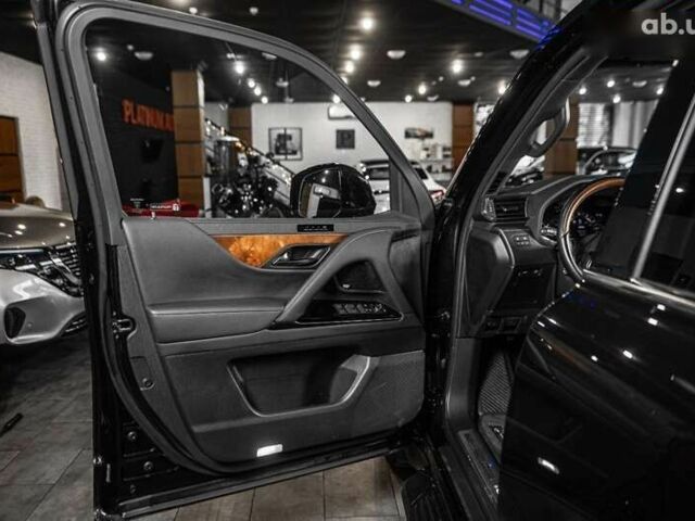 Лексус ЛХ, объемом двигателя 3.4 л и пробегом 46 тыс. км за 117000 $, фото 29 на Automoto.ua