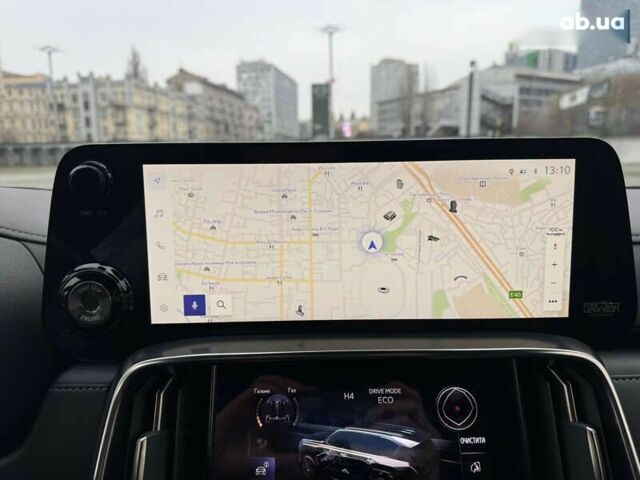 Лексус ЛХ, объемом двигателя 3.4 л и пробегом 47 тыс. км за 111111 $, фото 18 на Automoto.ua