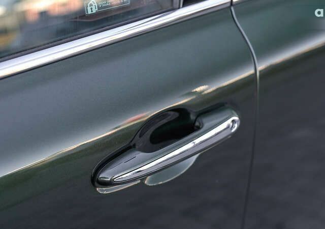 Лексус ЛХ, объемом двигателя 3.4 л и пробегом 137 тыс. км за 91749 $, фото 14 на Automoto.ua