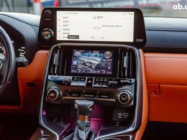 Лексус ЛХ, объемом двигателя 3.5 л и пробегом 58 тыс. км за 129000 $, фото 21 на Automoto.ua