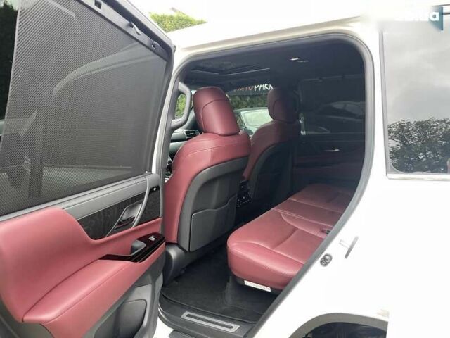 Лексус ЛХ, об'ємом двигуна 3.4 л та пробігом 40 тис. км за 119999 $, фото 16 на Automoto.ua