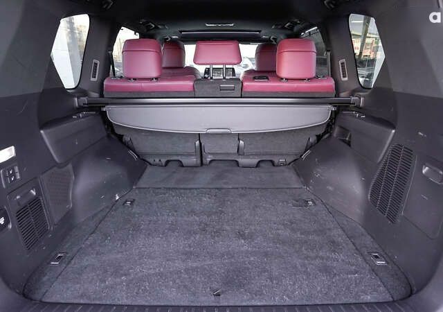 Лексус ЛХ, объемом двигателя 3.4 л и пробегом 137 тыс. км за 91749 $, фото 9 на Automoto.ua