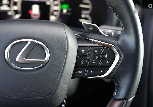 Лексус ЛХ, объемом двигателя 3.4 л и пробегом 20 тыс. км за 120018 $, фото 24 на Automoto.ua