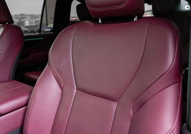 Лексус ЛХ, объемом двигателя 3.4 л и пробегом 42 тыс. км за 122018 $, фото 19 на Automoto.ua