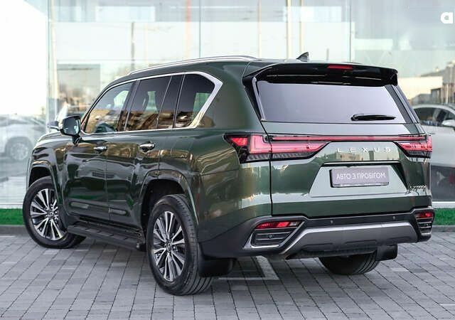 Лексус ЛХ, объемом двигателя 3.4 л и пробегом 137 тыс. км за 91749 $, фото 1 на Automoto.ua