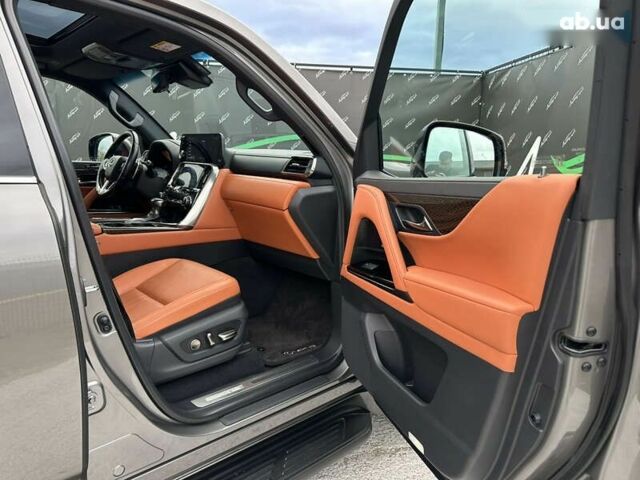 Лексус ЛХ, об'ємом двигуна 3.5 л та пробігом 88 тис. км за 124999 $, фото 25 на Automoto.ua