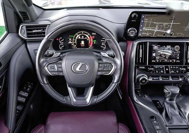 Лексус ЛХ, объемом двигателя 3.4 л и пробегом 137 тыс. км за 91749 $, фото 8 на Automoto.ua