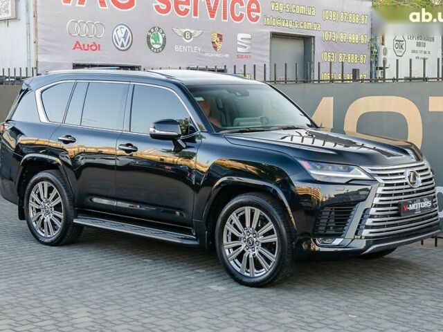 Лексус ЛХ, объемом двигателя 3.5 л и пробегом 58 тыс. км за 129000 $, фото 2 на Automoto.ua