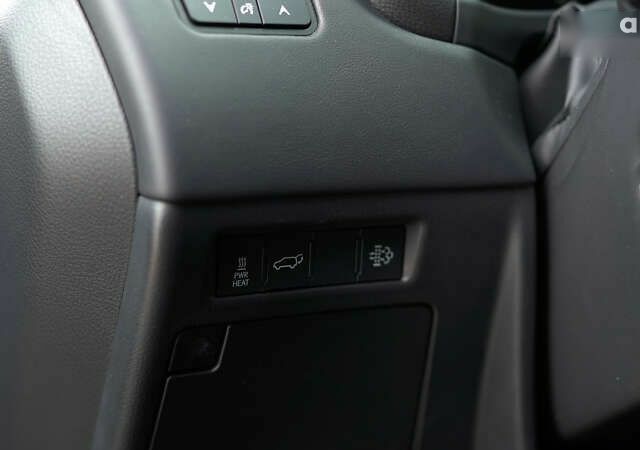 Лексус ЛХ, объемом двигателя 3.4 л и пробегом 42 тыс. км за 120596 $, фото 20 на Automoto.ua