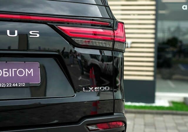 Лексус ЛХ, объемом двигателя 3.5 л и пробегом 29 тыс. км за 130020 $, фото 13 на Automoto.ua