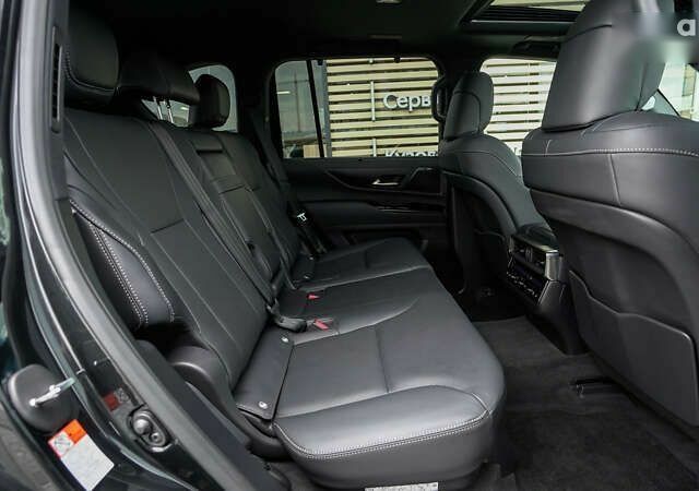 Лексус ЛХ, объемом двигателя 3.5 л и пробегом 29 тыс. км за 130020 $, фото 6 на Automoto.ua