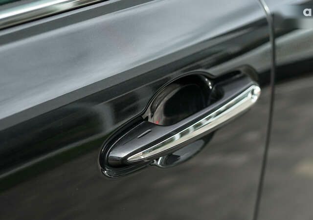 Лексус ЛХ, объемом двигателя 3.4 л и пробегом 42 тыс. км за 117018 $, фото 12 на Automoto.ua