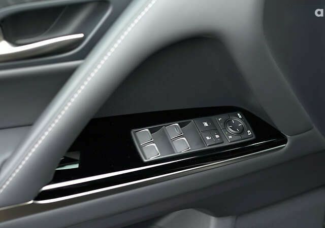 Лексус ЛХ, объемом двигателя 3.4 л и пробегом 42 тыс. км за 117018 $, фото 16 на Automoto.ua
