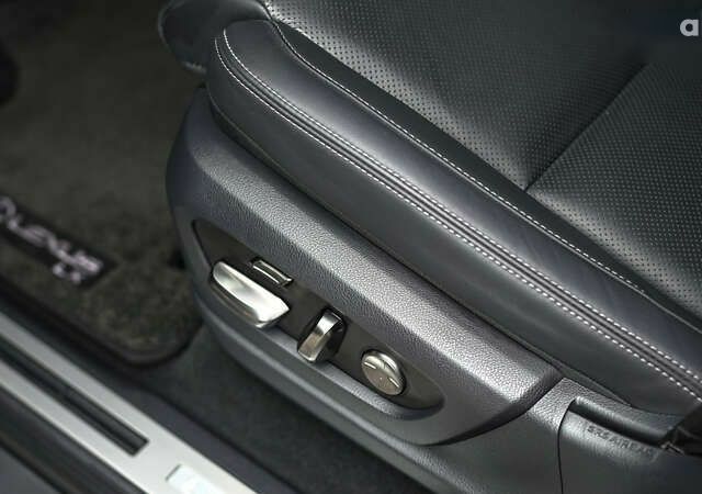 Лексус ЛХ, объемом двигателя 3.5 л и пробегом 29 тыс. км за 130020 $, фото 17 на Automoto.ua