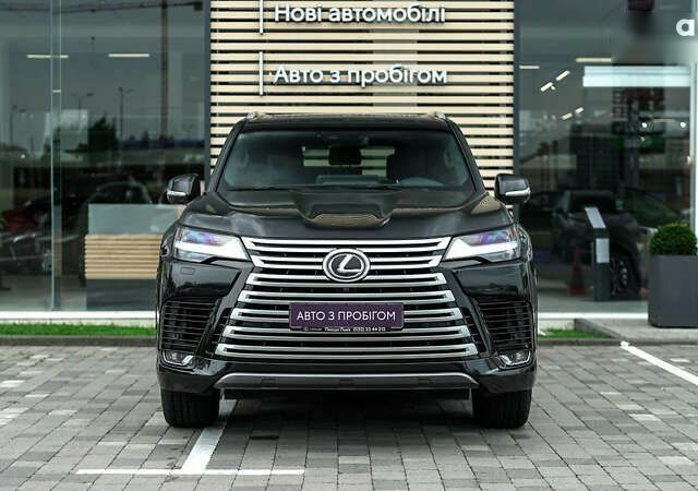 Лексус ЛХ, объемом двигателя 3.5 л и пробегом 29 тыс. км за 130020 $, фото 4 на Automoto.ua