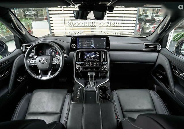 Лексус ЛХ, объемом двигателя 3.5 л и пробегом 29 тыс. км за 130020 $, фото 7 на Automoto.ua