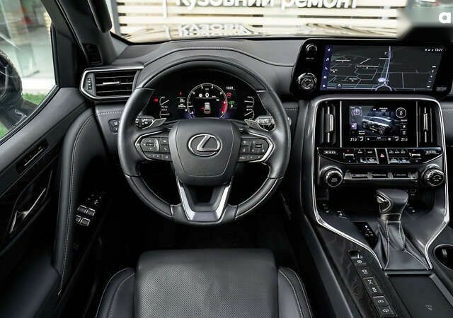 Лексус ЛХ, объемом двигателя 3.5 л и пробегом 29 тыс. км за 130020 $, фото 8 на Automoto.ua