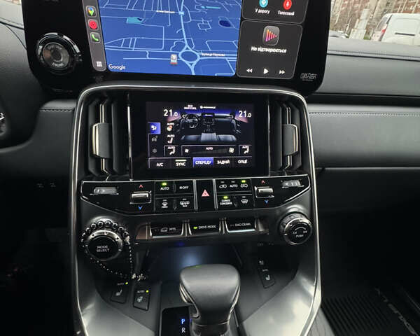 Лексус ЛХ, об'ємом двигуна 3.3 л та пробігом 24 тис. км за 126900 $, фото 9 на Automoto.ua