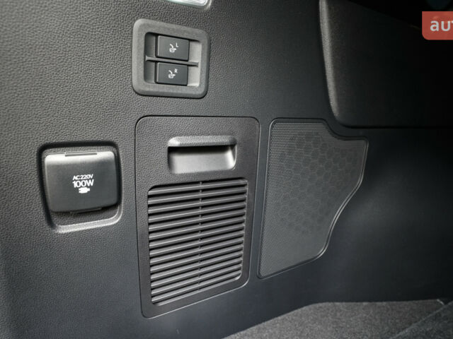 Лексус ЛХ, объемом двигателя 3.35 л и пробегом 0 тыс. км за 134840 $, фото 19 на Automoto.ua