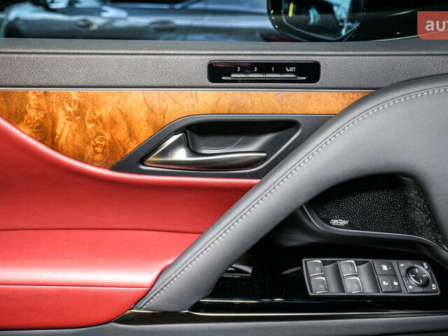 Лексус ЛХ, объемом двигателя 3.35 л и пробегом 0 тыс. км за 134840 $, фото 14 на Automoto.ua