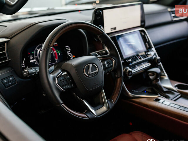 Лексус ЛХ, об'ємом двигуна 3.35 л та пробігом 0 тис. км за 134125 $, фото 16 на Automoto.ua