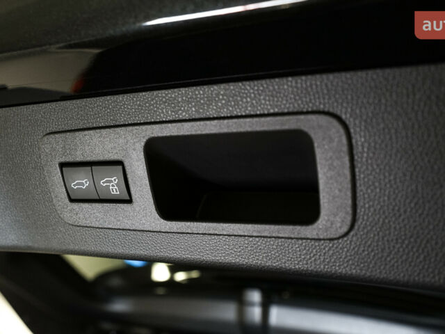 Лексус ЛХ, объемом двигателя 3.35 л и пробегом 0 тыс. км за 134840 $, фото 21 на Automoto.ua