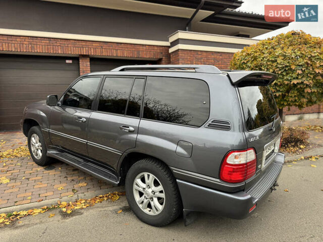 Сірий Лексус ЛХ, об'ємом двигуна 4.66 л та пробігом 220 тис. км за 11000 $, фото 4 на Automoto.ua