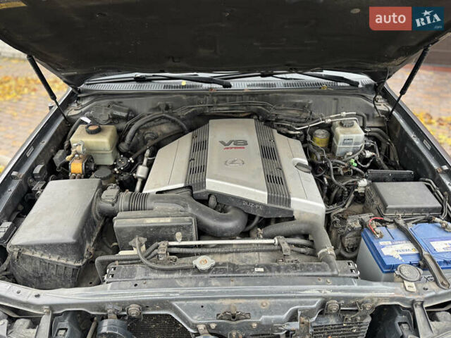 Сірий Лексус ЛХ, об'ємом двигуна 4.66 л та пробігом 220 тис. км за 11000 $, фото 39 на Automoto.ua