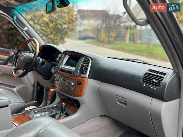 Сірий Лексус ЛХ, об'ємом двигуна 4.66 л та пробігом 220 тис. км за 11000 $, фото 28 на Automoto.ua