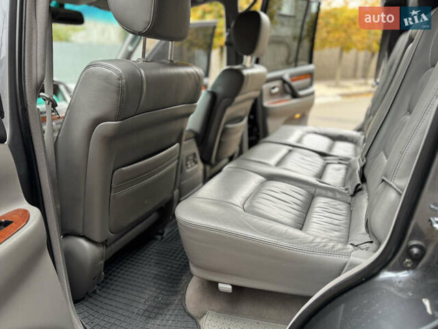 Сірий Лексус ЛХ, об'ємом двигуна 4.66 л та пробігом 220 тис. км за 11000 $, фото 35 на Automoto.ua