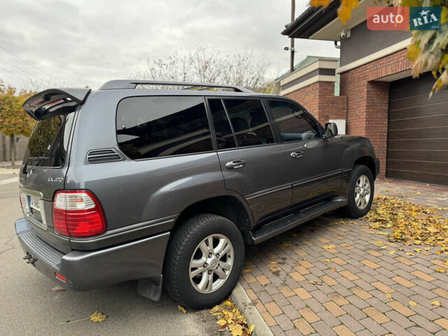 Сірий Лексус ЛХ, об'ємом двигуна 4.66 л та пробігом 220 тис. км за 11000 $, фото 9 на Automoto.ua