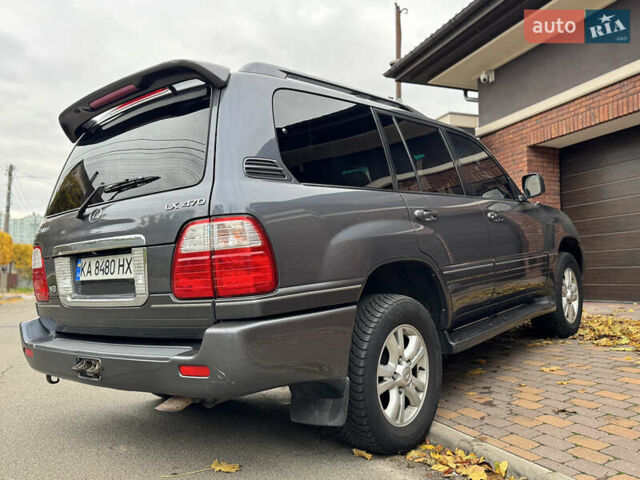 Сірий Лексус ЛХ, об'ємом двигуна 4.66 л та пробігом 220 тис. км за 11000 $, фото 8 на Automoto.ua