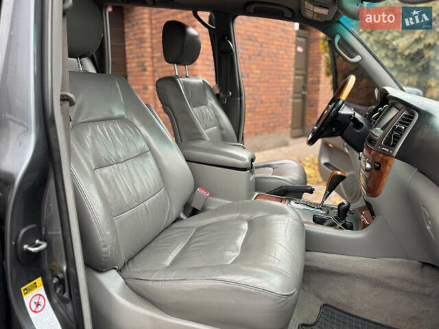 Сірий Лексус ЛХ, об'ємом двигуна 4.66 л та пробігом 220 тис. км за 11000 $, фото 38 на Automoto.ua