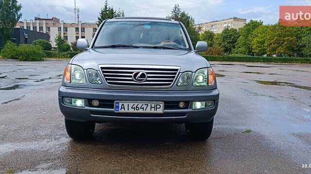 Серый Лексус ЛХ, объемом двигателя 4.7 л и пробегом 325 тыс. км за 13000 $, фото 4 на Automoto.ua