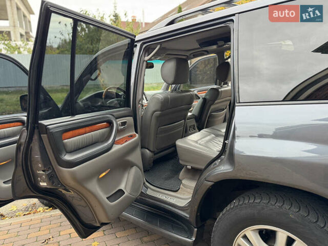 Сірий Лексус ЛХ, об'ємом двигуна 4.66 л та пробігом 220 тис. км за 11000 $, фото 34 на Automoto.ua