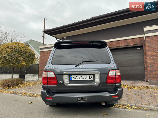 Сірий Лексус ЛХ, об'ємом двигуна 4.66 л та пробігом 220 тис. км за 11000 $, фото 2 на Automoto.ua