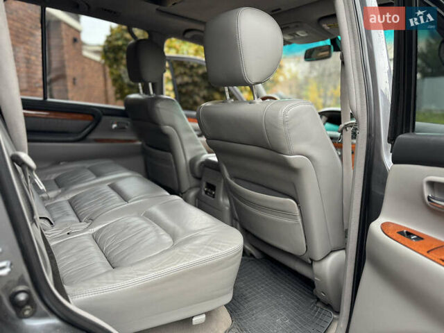 Сірий Лексус ЛХ, об'ємом двигуна 4.66 л та пробігом 220 тис. км за 11000 $, фото 33 на Automoto.ua