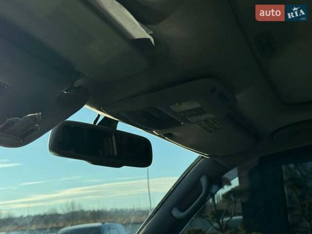 Сірий Лексус ЛХ, об'ємом двигуна 4.66 л та пробігом 227 тис. км за 15200 $, фото 26 на Automoto.ua