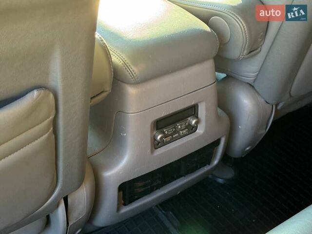 Сірий Лексус ЛХ, об'ємом двигуна 4.66 л та пробігом 227 тис. км за 15200 $, фото 35 на Automoto.ua