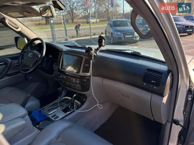 Сірий Лексус ЛХ, об'ємом двигуна 4.66 л та пробігом 227 тис. км за 15200 $, фото 37 на Automoto.ua