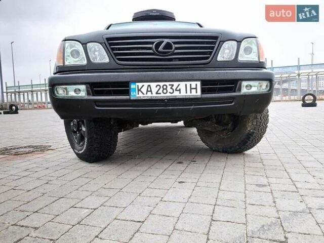 Лексус ЛХ 2005 в Львове на Automoto.ua Серый Лексус ЛХ, объемом двигателя 4.66 л и пробегом 445 тыс. км за 19900 $, фото 8 на Automoto.ua