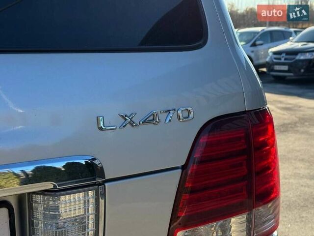Сірий Лексус ЛХ, об'ємом двигуна 4.66 л та пробігом 227 тис. км за 15200 $, фото 9 на Automoto.ua