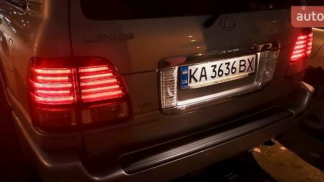 Серый Лексус ЛХ, объемом двигателя 4.67 л и пробегом 258 тыс. км за 19000 $, фото 18 на Automoto.ua