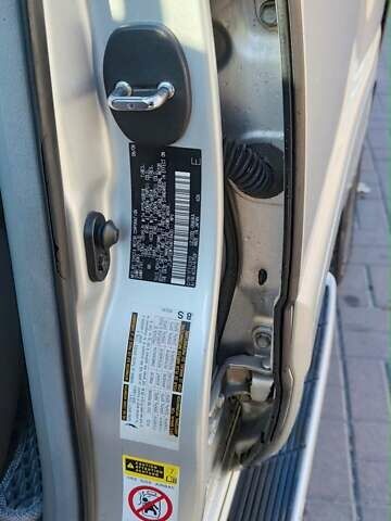 Серый Лексус ЛХ, объемом двигателя 4.67 л и пробегом 258 тыс. км за 19000 $, фото 37 на Automoto.ua