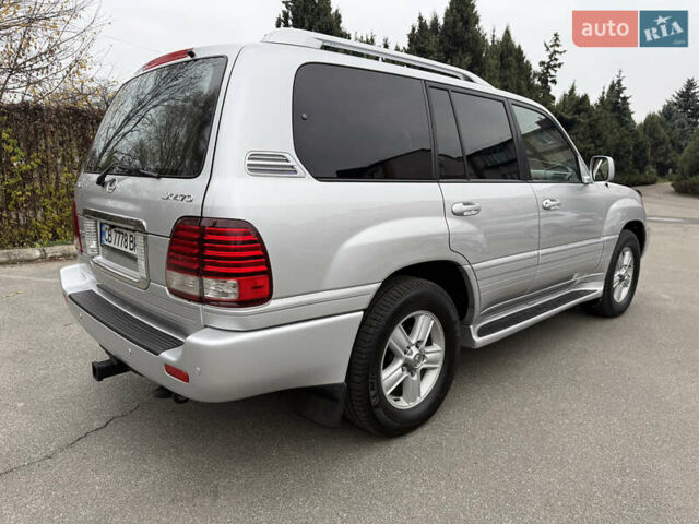 Серый Лексус ЛХ, объемом двигателя 4.7 л и пробегом 306 тыс. км за 14500 $, фото 22 на Automoto.ua