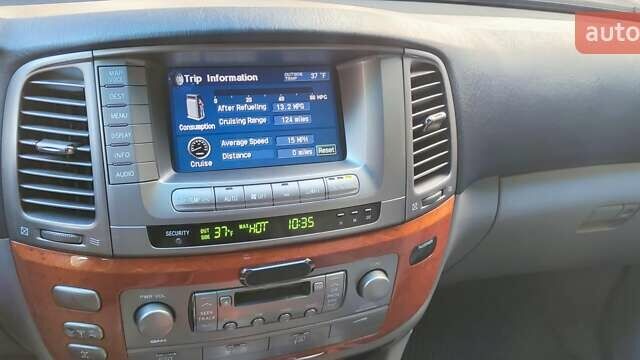 Серый Лексус ЛХ, объемом двигателя 4.67 л и пробегом 258 тыс. км за 19000 $, фото 30 на Automoto.ua