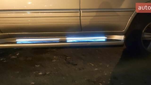 Серый Лексус ЛХ, объемом двигателя 4.67 л и пробегом 258 тыс. км за 19000 $, фото 20 на Automoto.ua